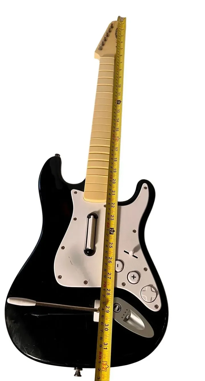 Wii Rock Band Wireless Fender Stratocaster Guitar Controller 19091 Black/White